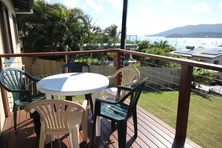 Qcwa Cheerful Cottage - Airlie Beach Tatil Evi